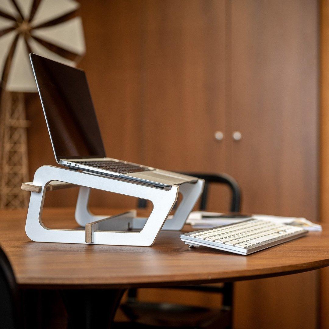 Elevated Laptop Stand - Laptop Docking Stations - e-WOOD Collection - ewoodcollection.com