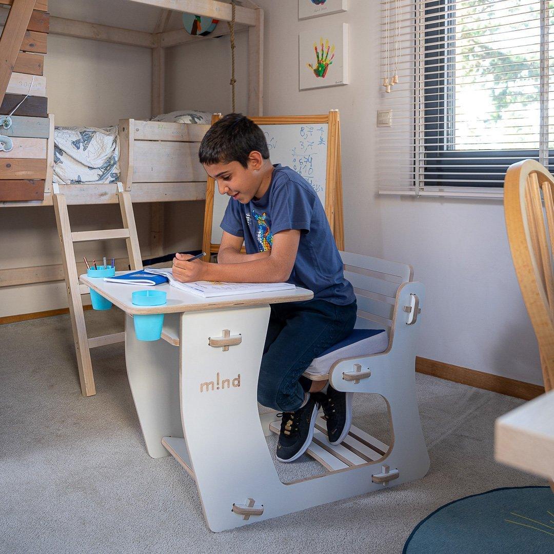 Kids Desk - Desks - e-WOOD Collection - ewoodcollection.com